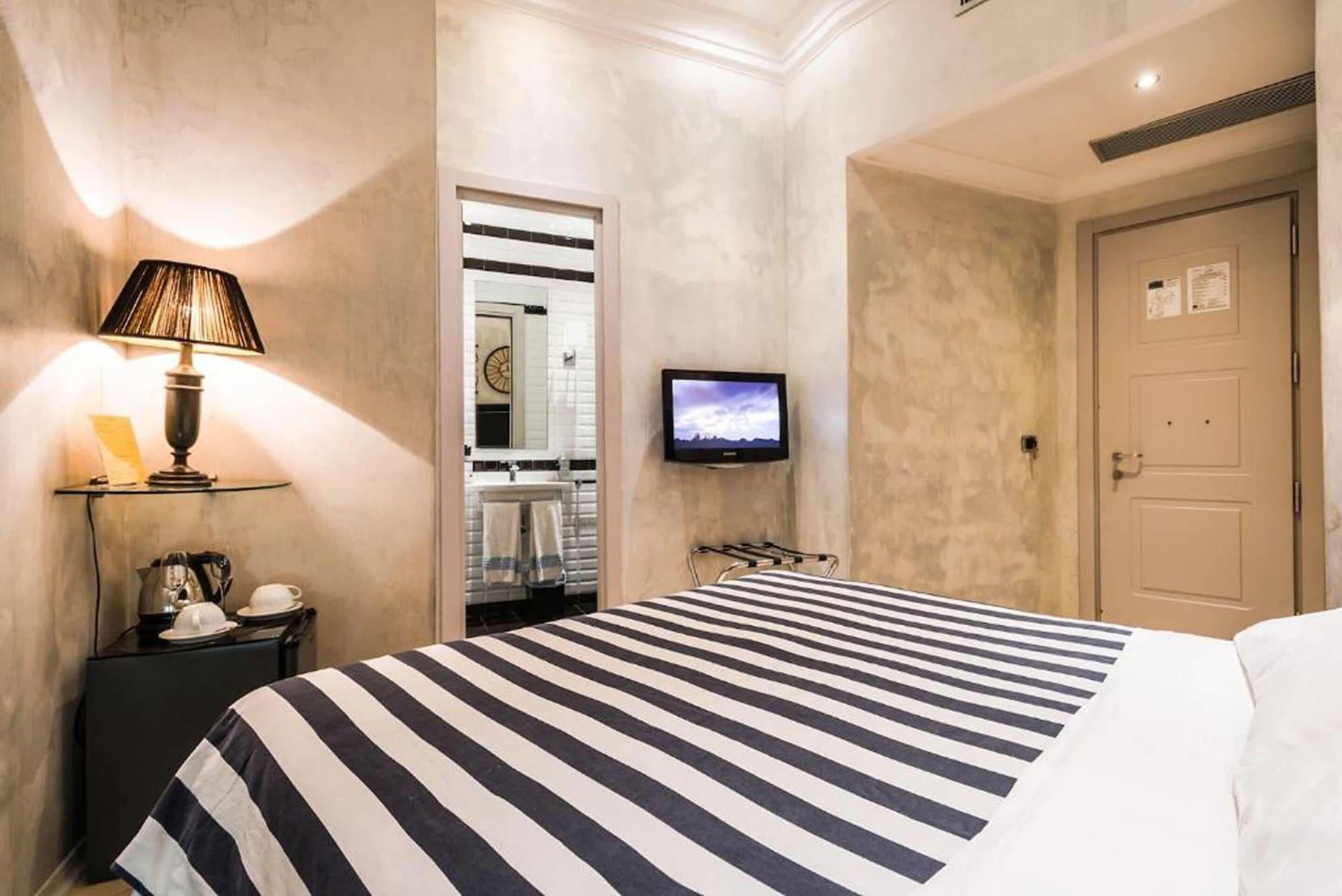 Mdm Guesthouse Рим Экстерьер фото